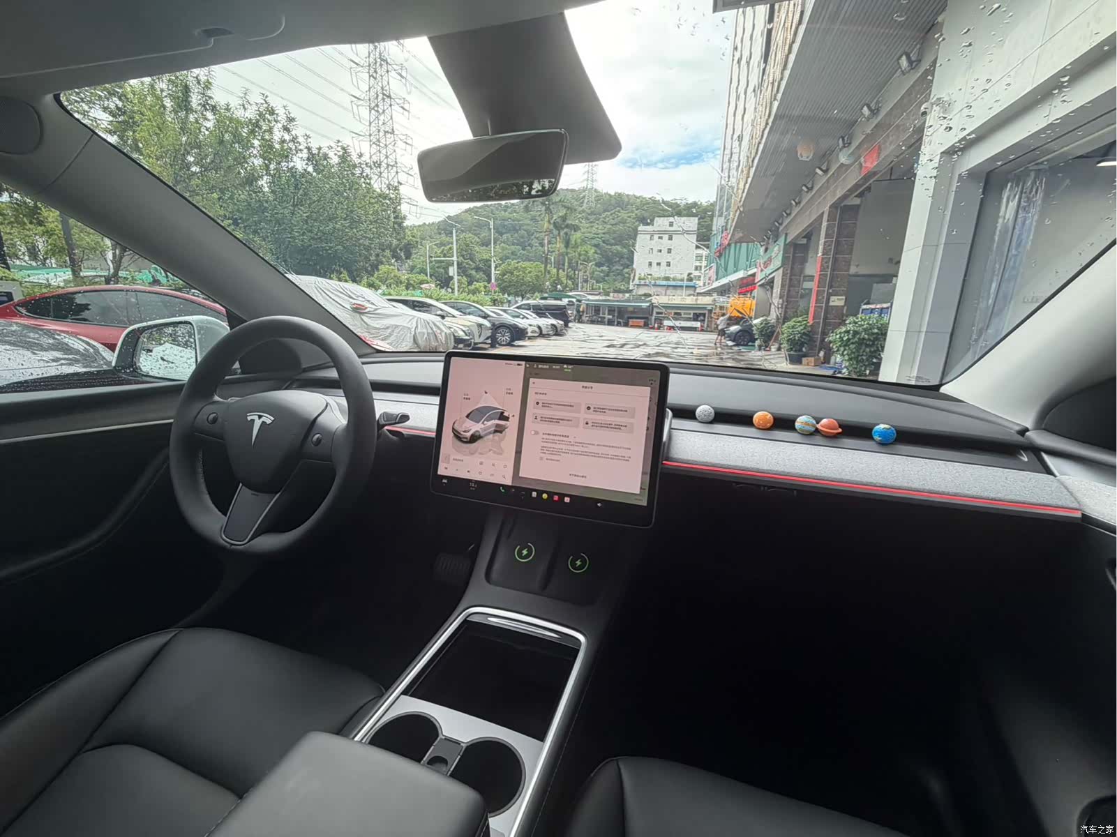 Tesla Model Y, 2023 12