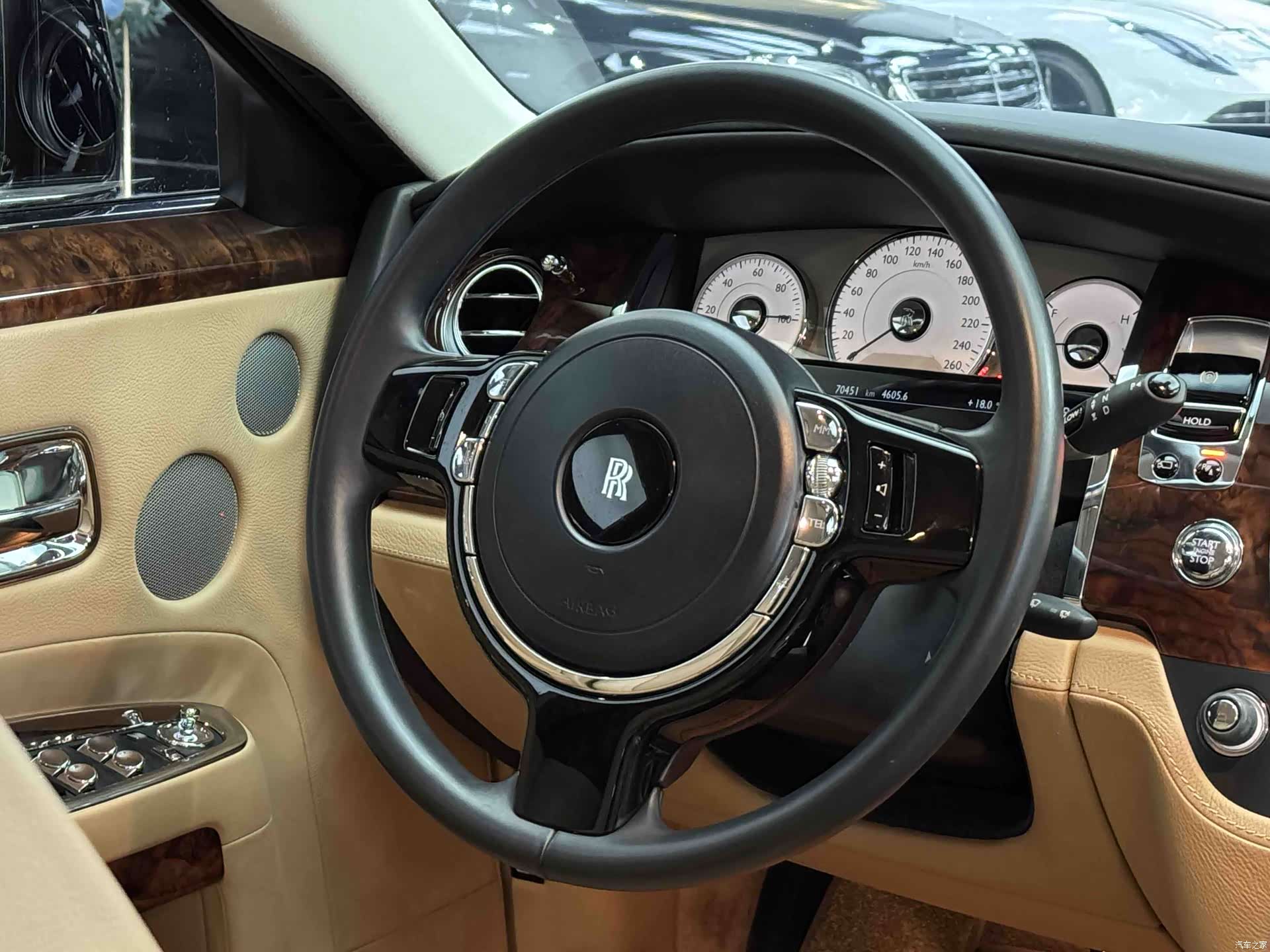 Rolls-Royce Ghost, 2013 10