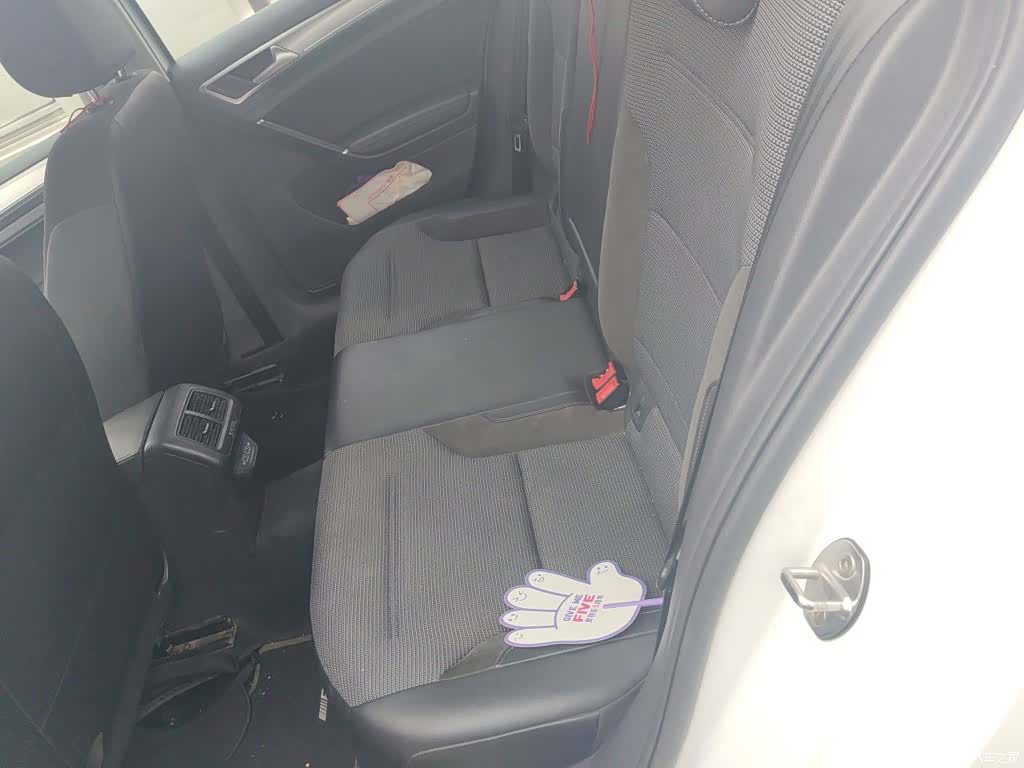 Volkswagen Golf, 2020 13