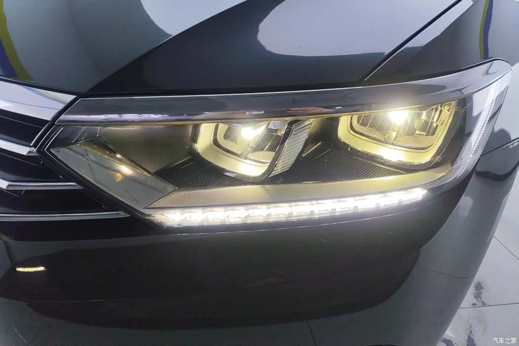 Volkswagen Magotan, 2019 все фото
