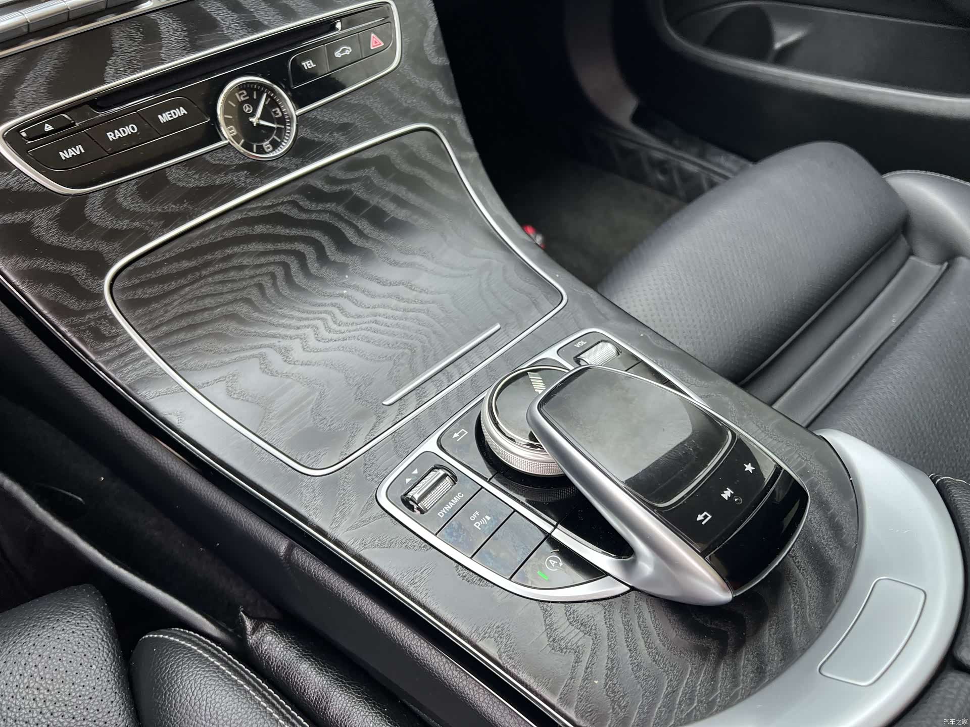 Mercedes-Benz C-Class, 2018 16