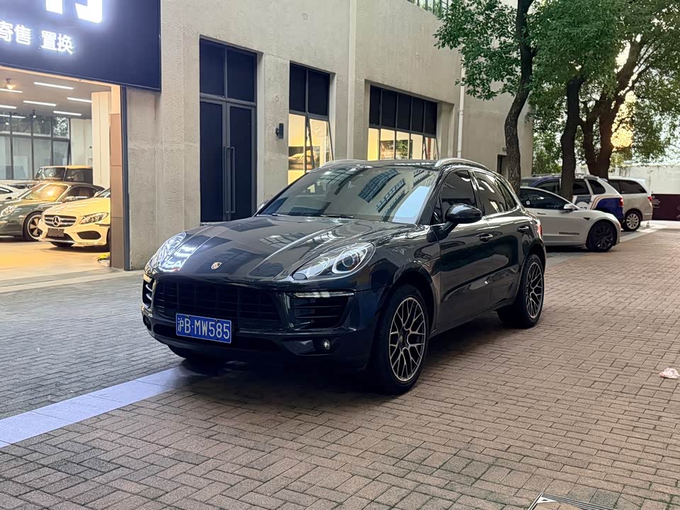 Porsche Macan