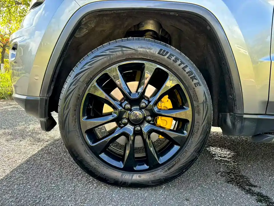 Jeep Grand Cherokee Jeep Grand Cherokee