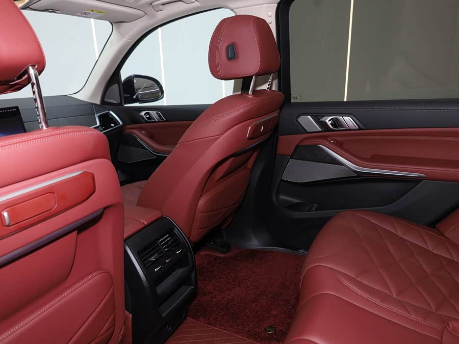 BMW X5 2025, фото 28