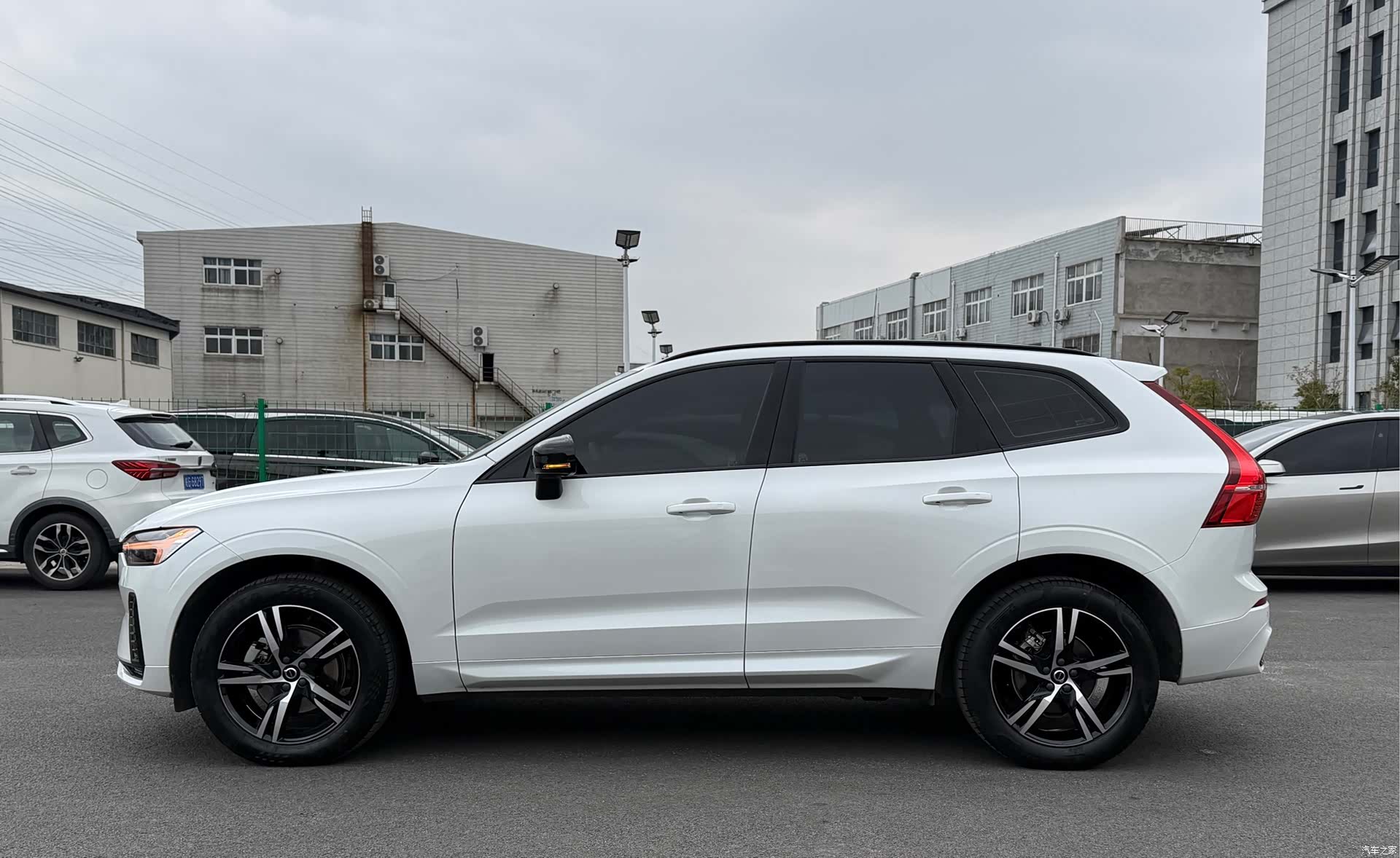 Volvo XC60, 2022 25