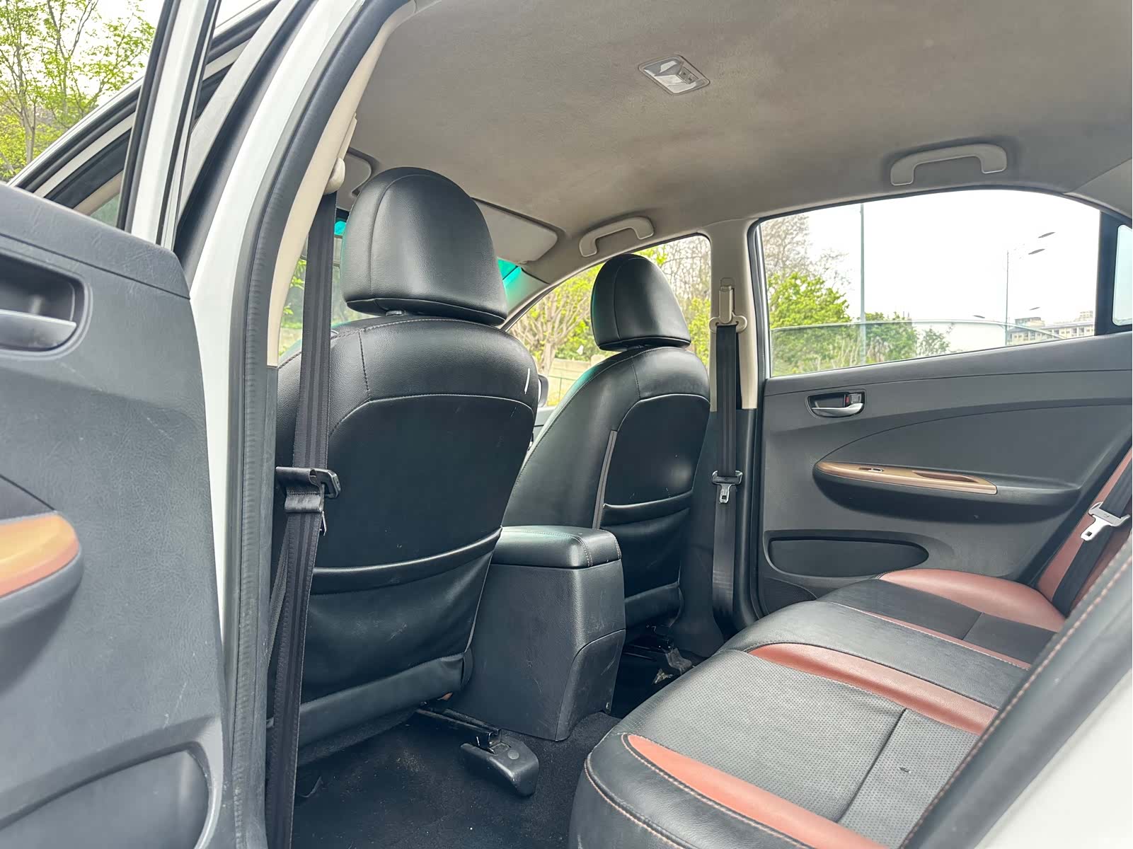 BYD F3, 2017 26
