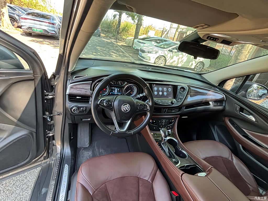 Buick Envision Plus, 2017 все фото