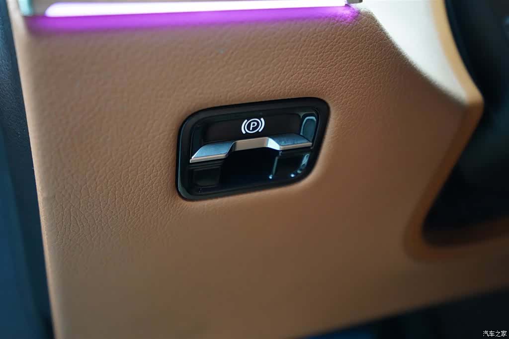 Mercedes-Benz S-Class, 2023 4