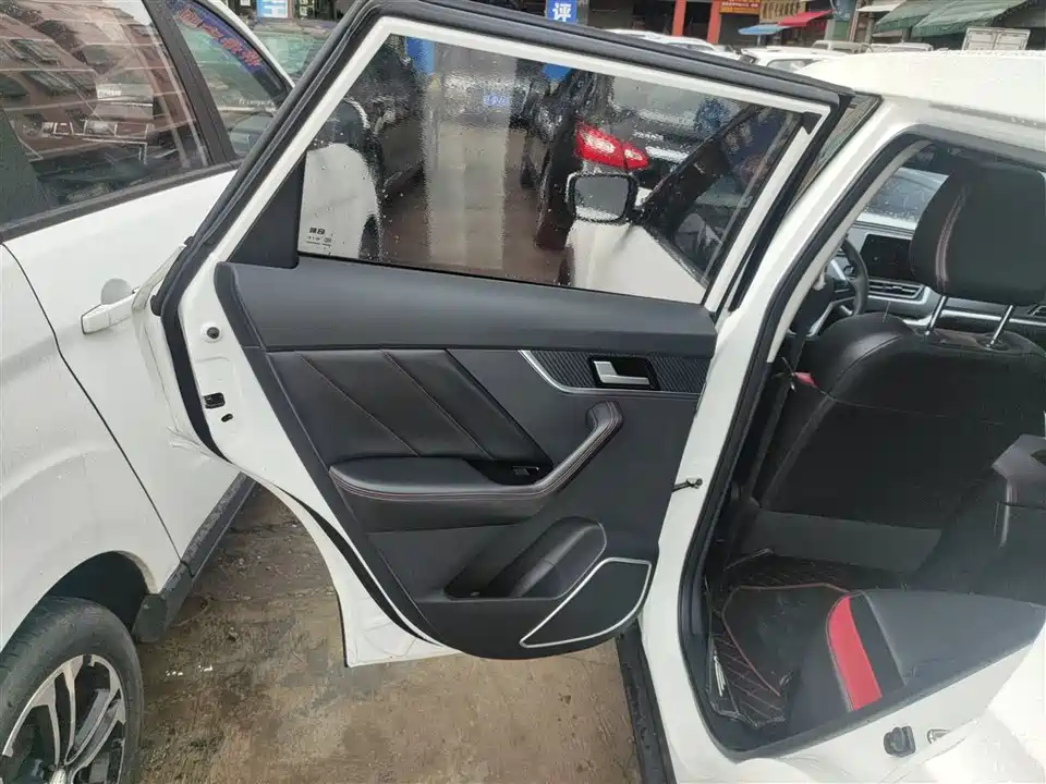 Venucia T60 Venucia T60