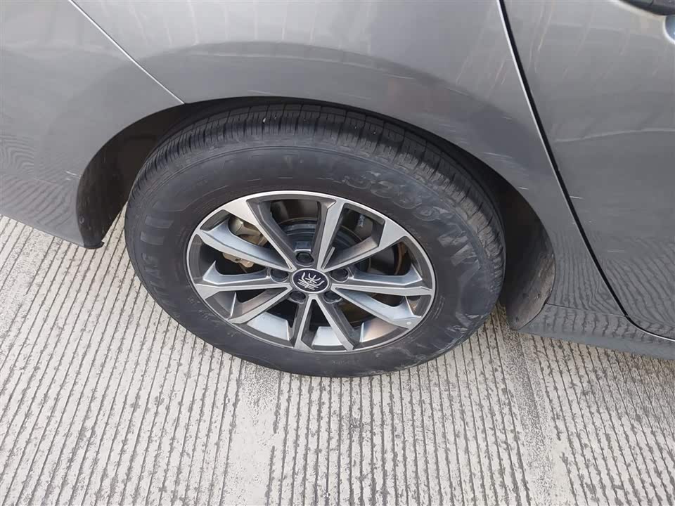 BYD Qin Yuan