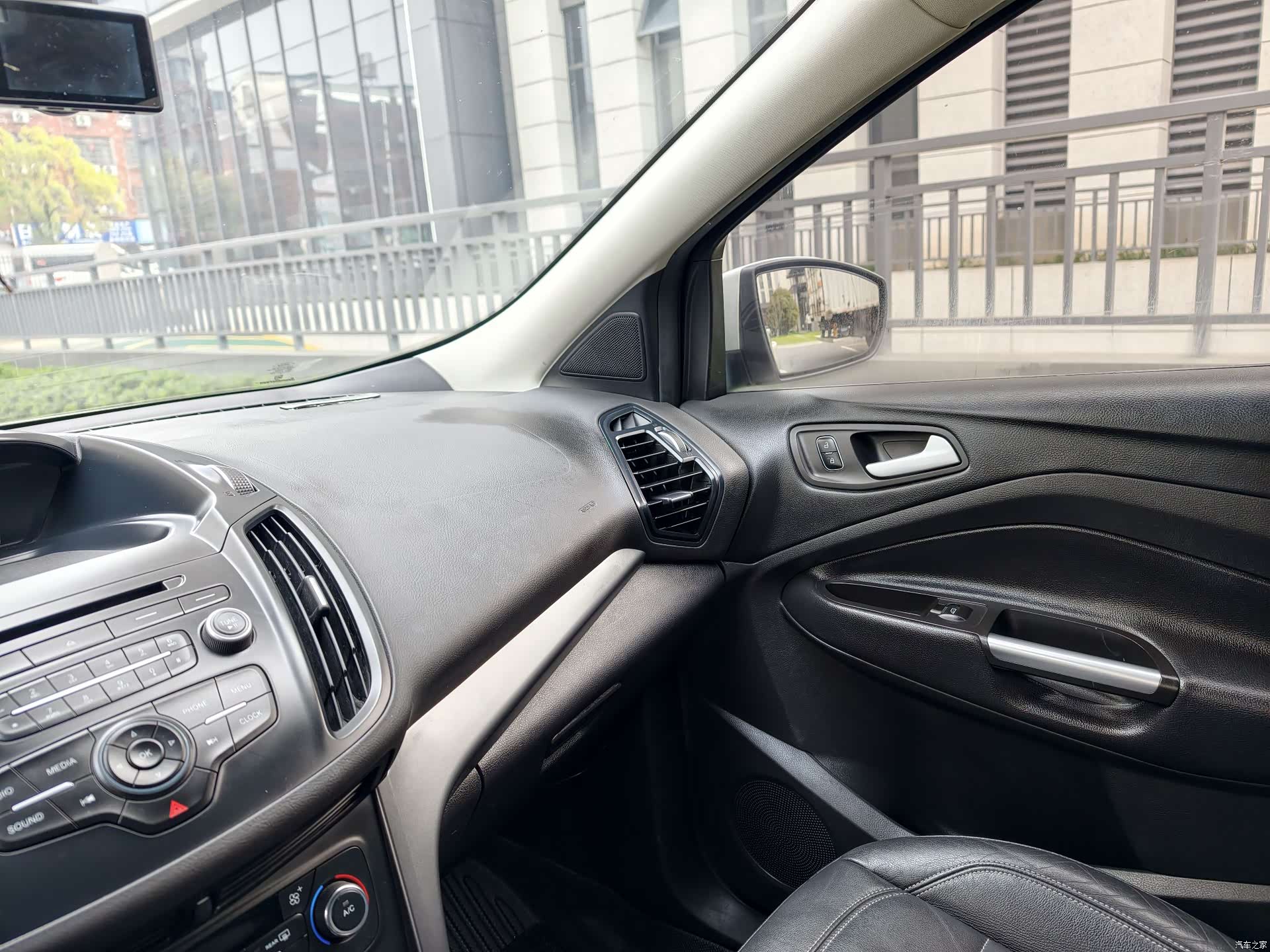 Ford Kuga, 2016 18