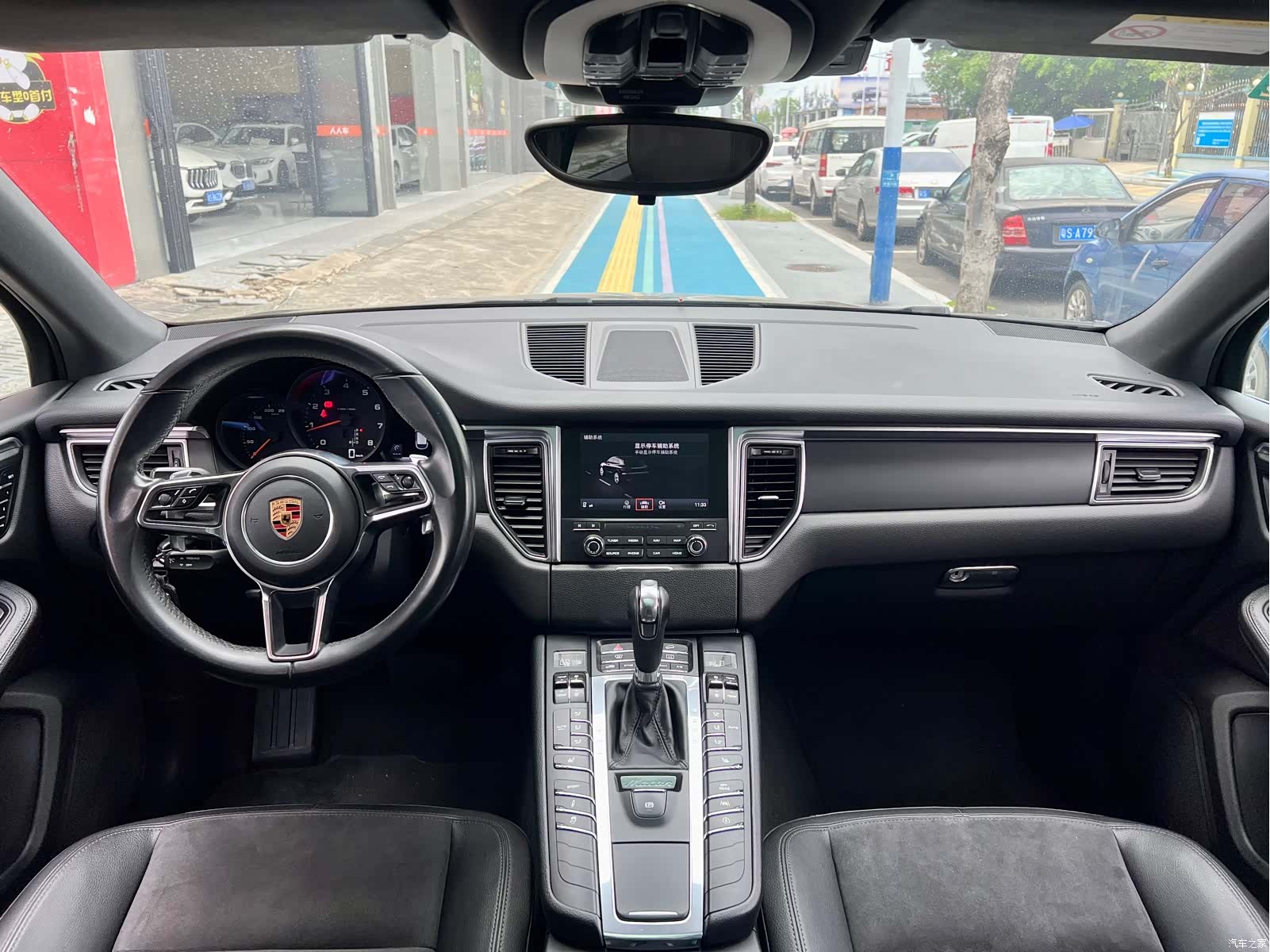 Porsche Macan, 2018 10