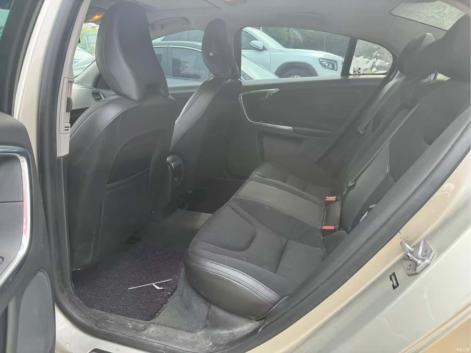 Volvo S60, 2016 8