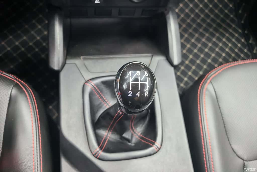 Geely GX7, 2015 16