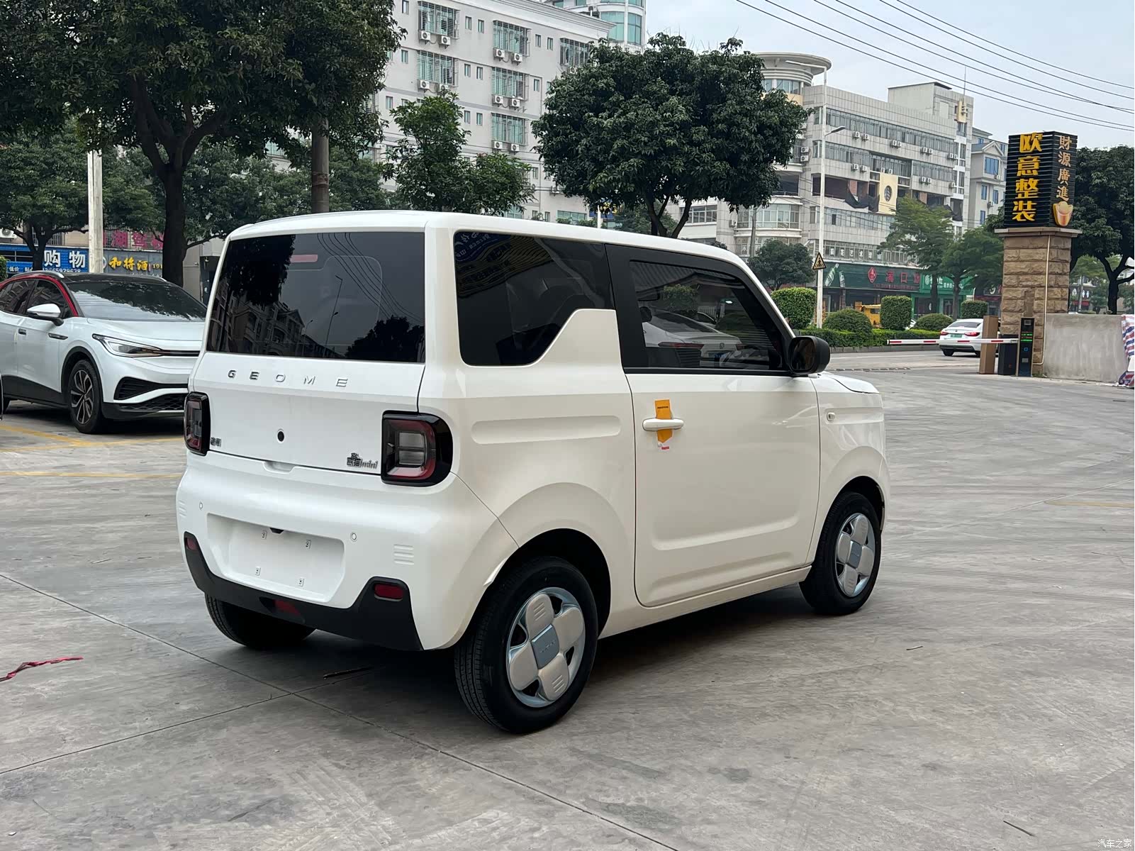 Geely Panda, 2023 все фото
