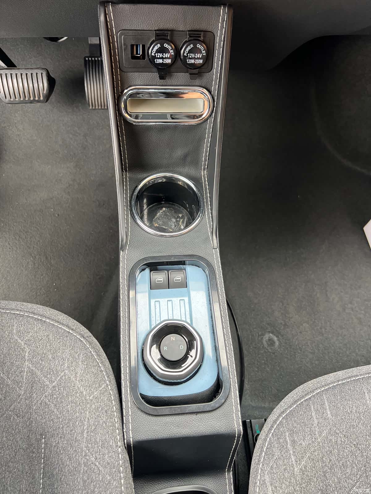 Geely Panda, 2023 16
