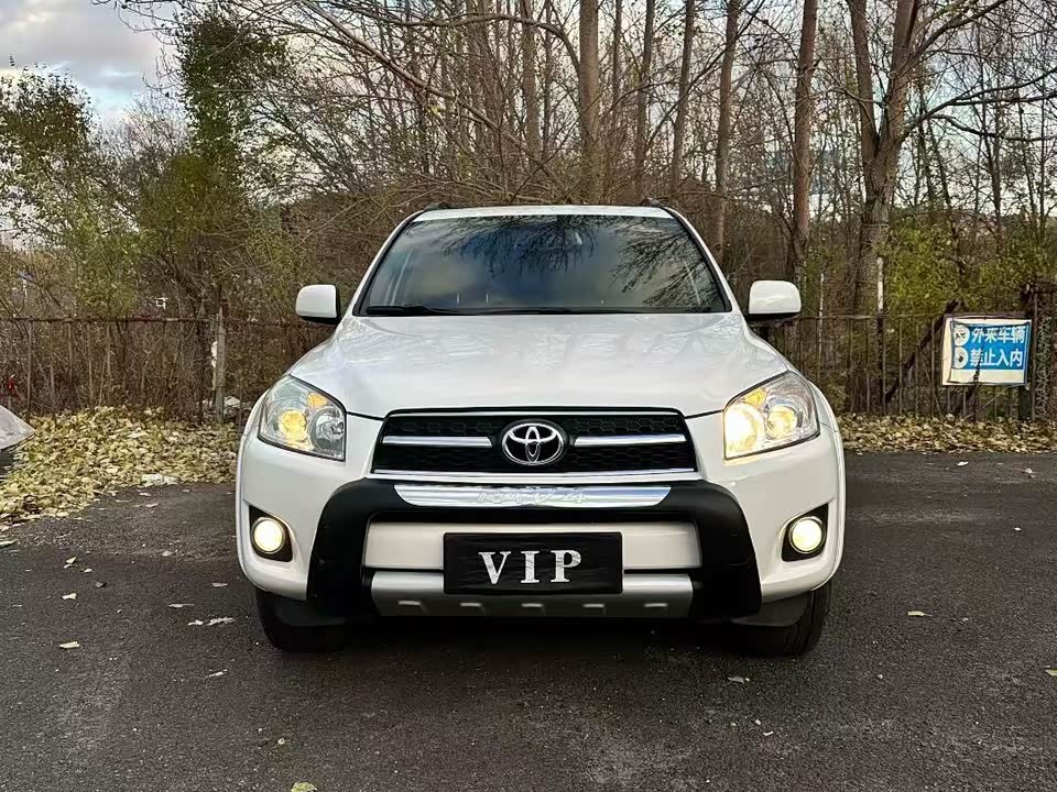 Toyota RAV4 Rongfang
