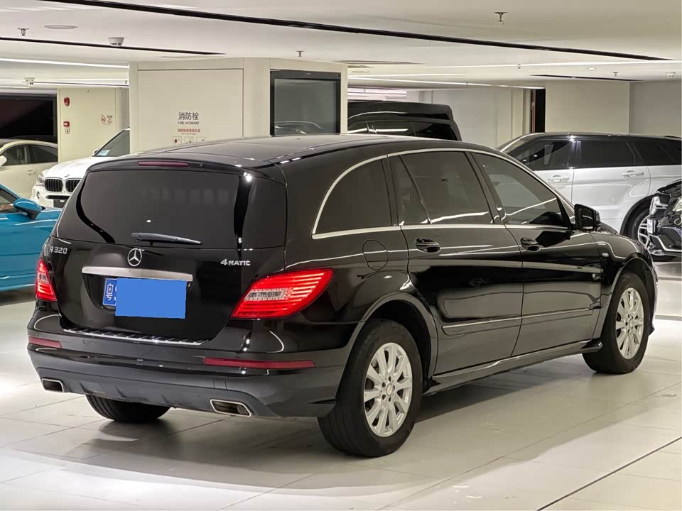 Mercedes-Benz R-class