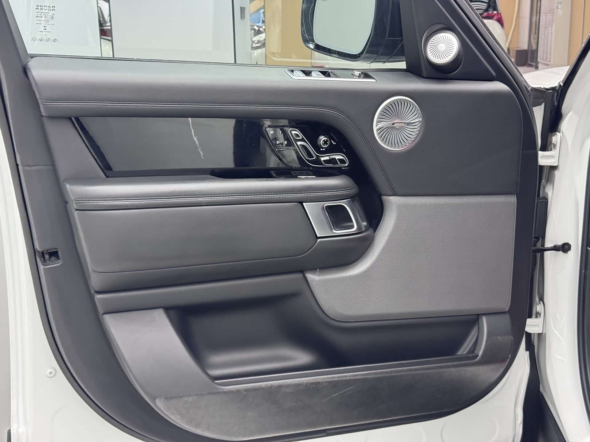 Land Rover Range Rover, 2018 17