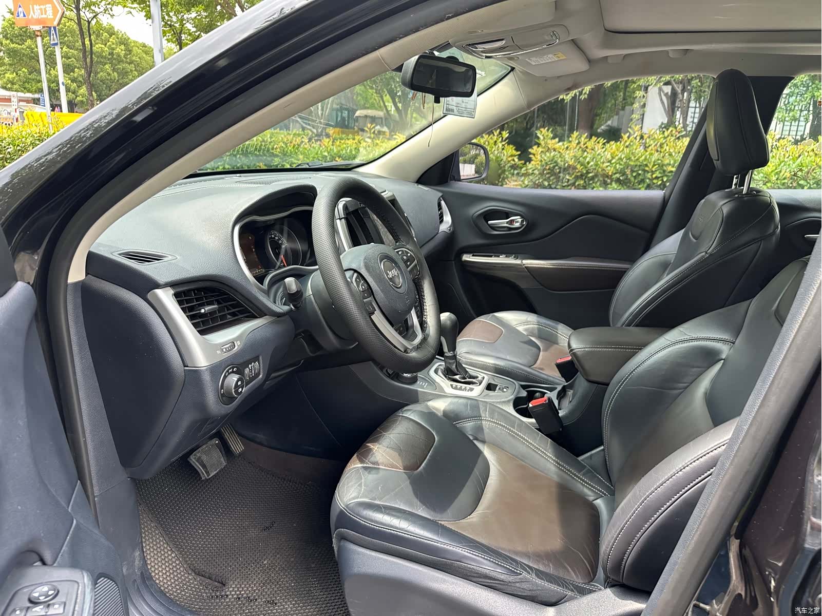 Jeep Cherokee, 2016 9