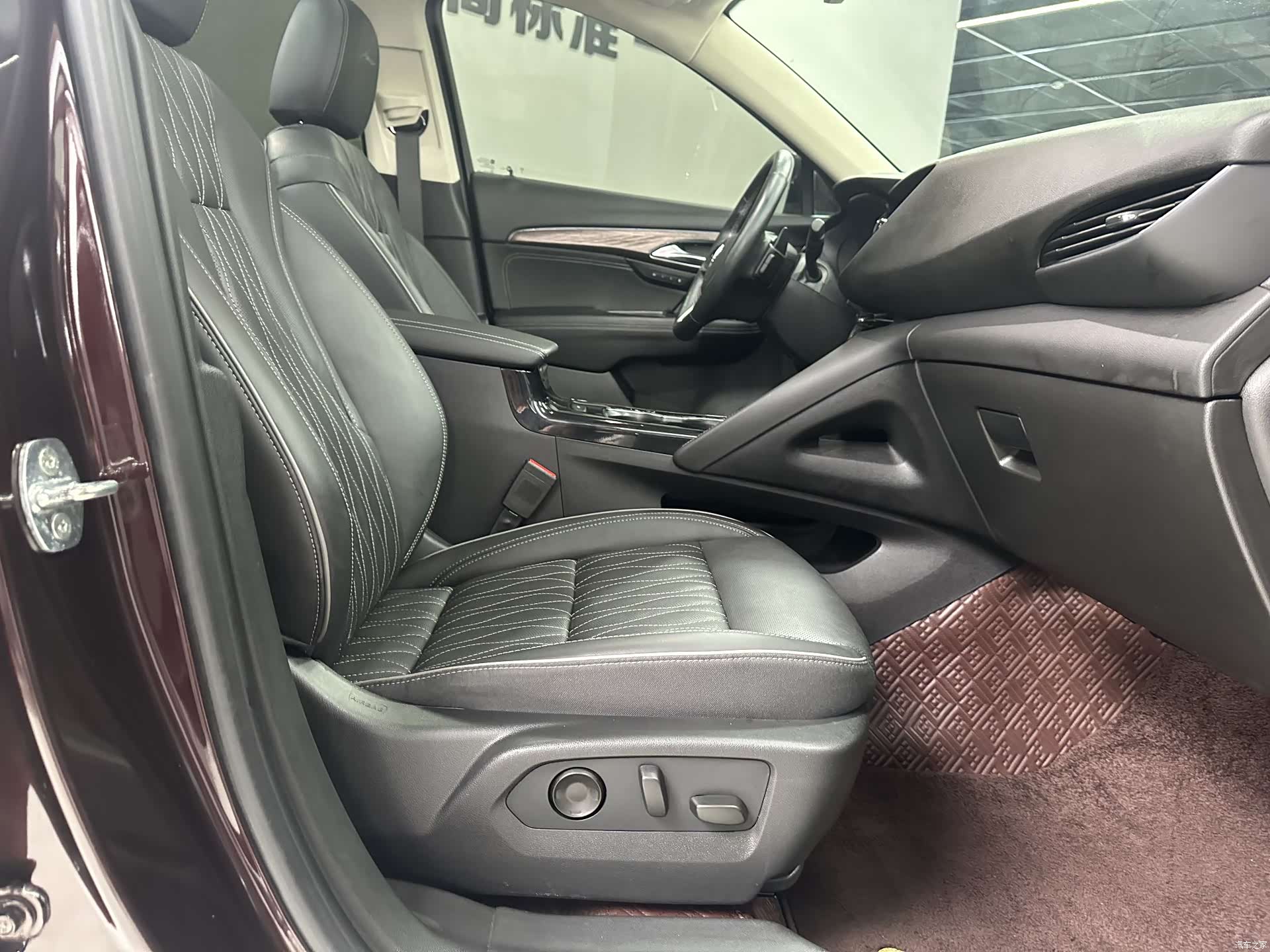 Buick Envision, 2021 11