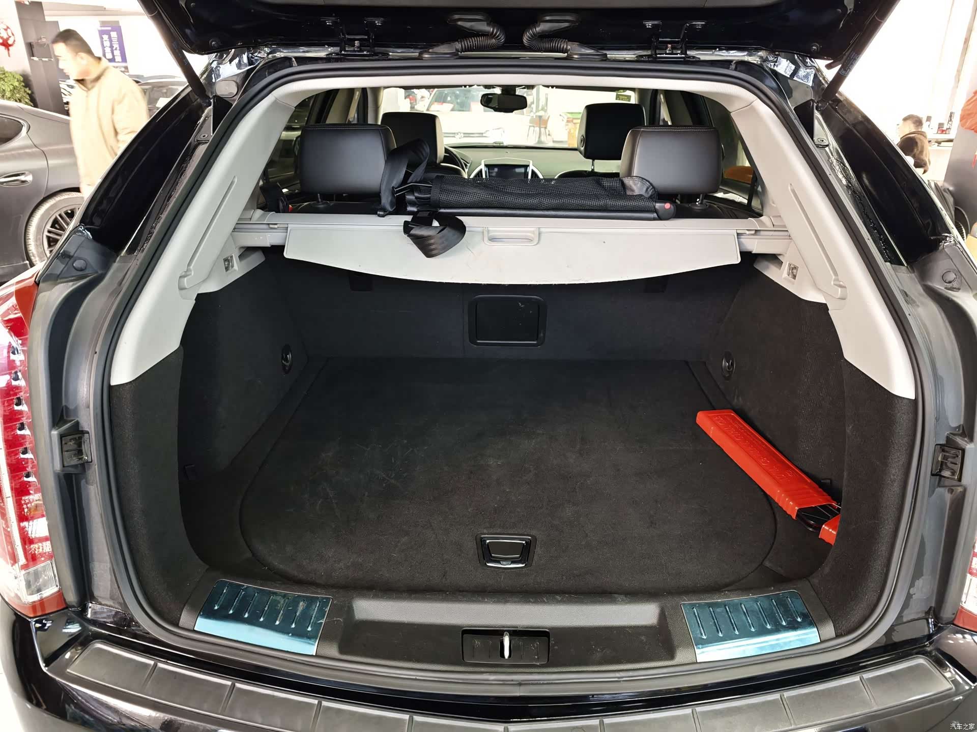 Cadillac SRX, 2014 8