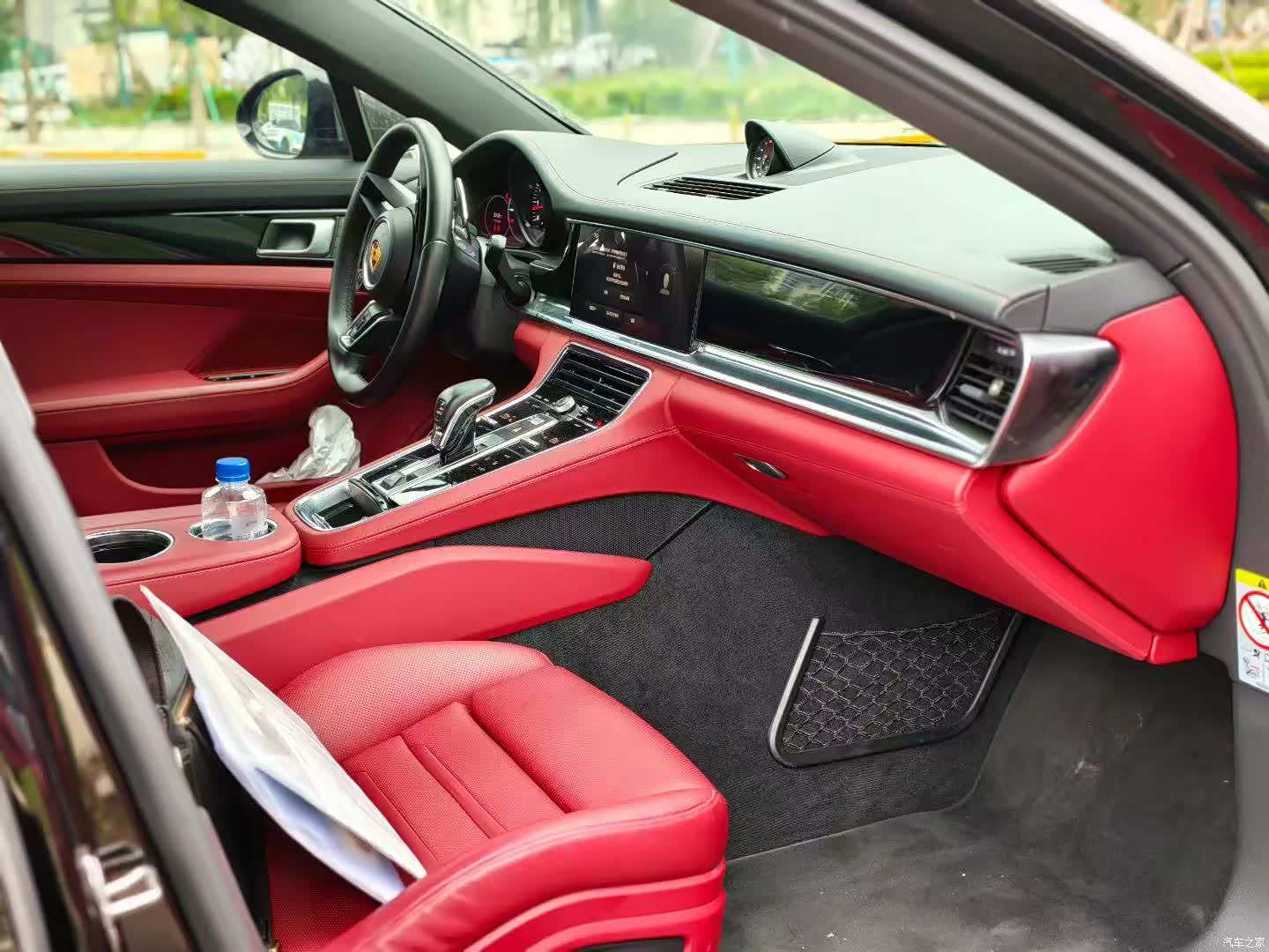 Porsche Panamera, 2022 3
