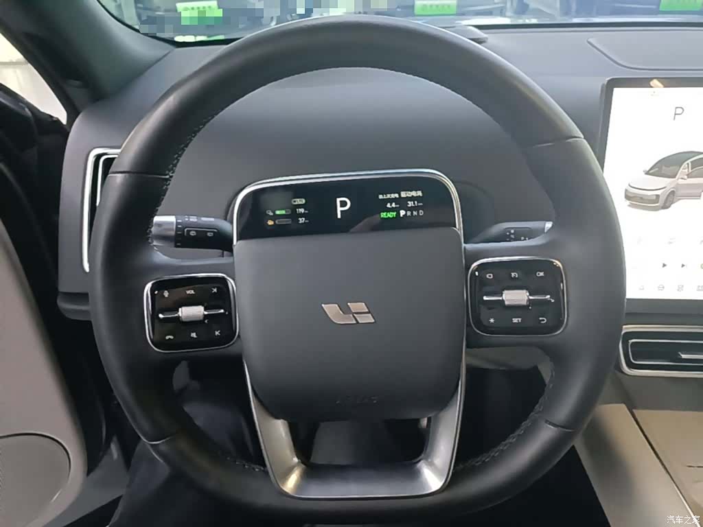 Li Auto L8, 2024 11