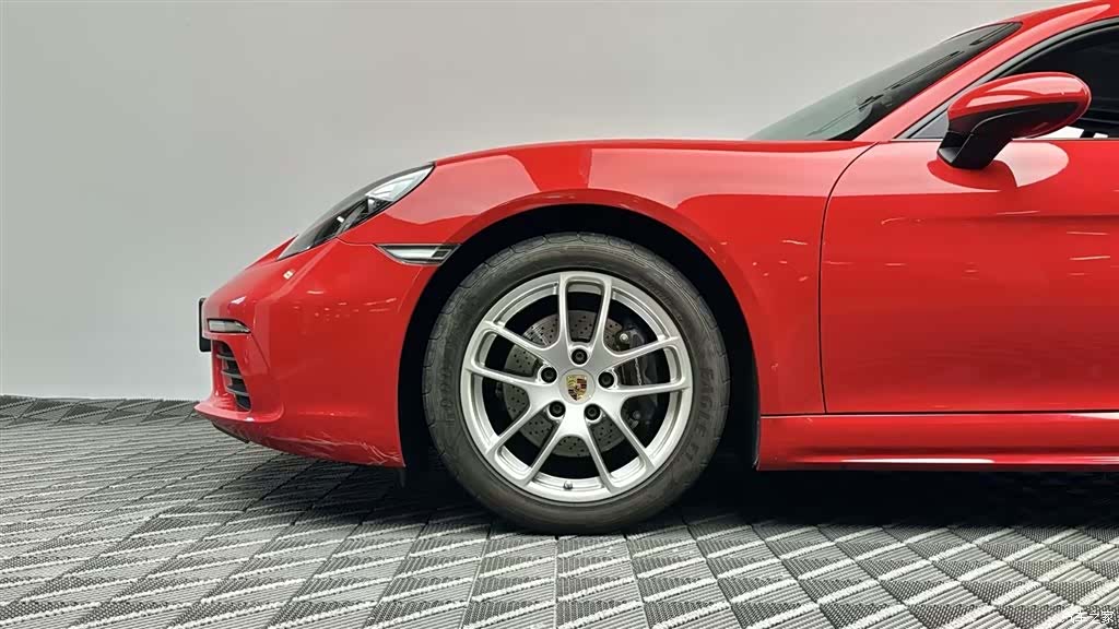 Porsche Cayman, 2018 7