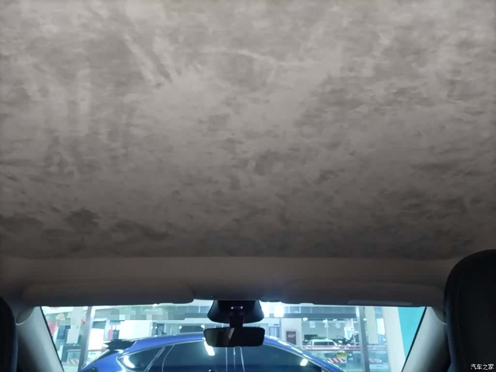 Tesla Model Y, 2024 18