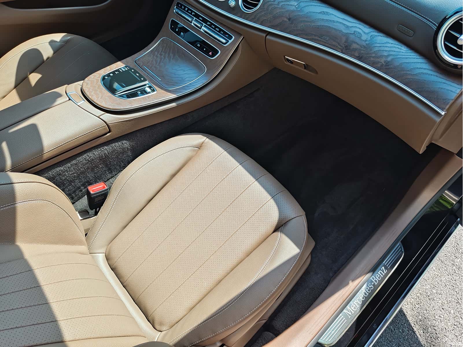 Mercedes-Benz E-Class, 2023 27