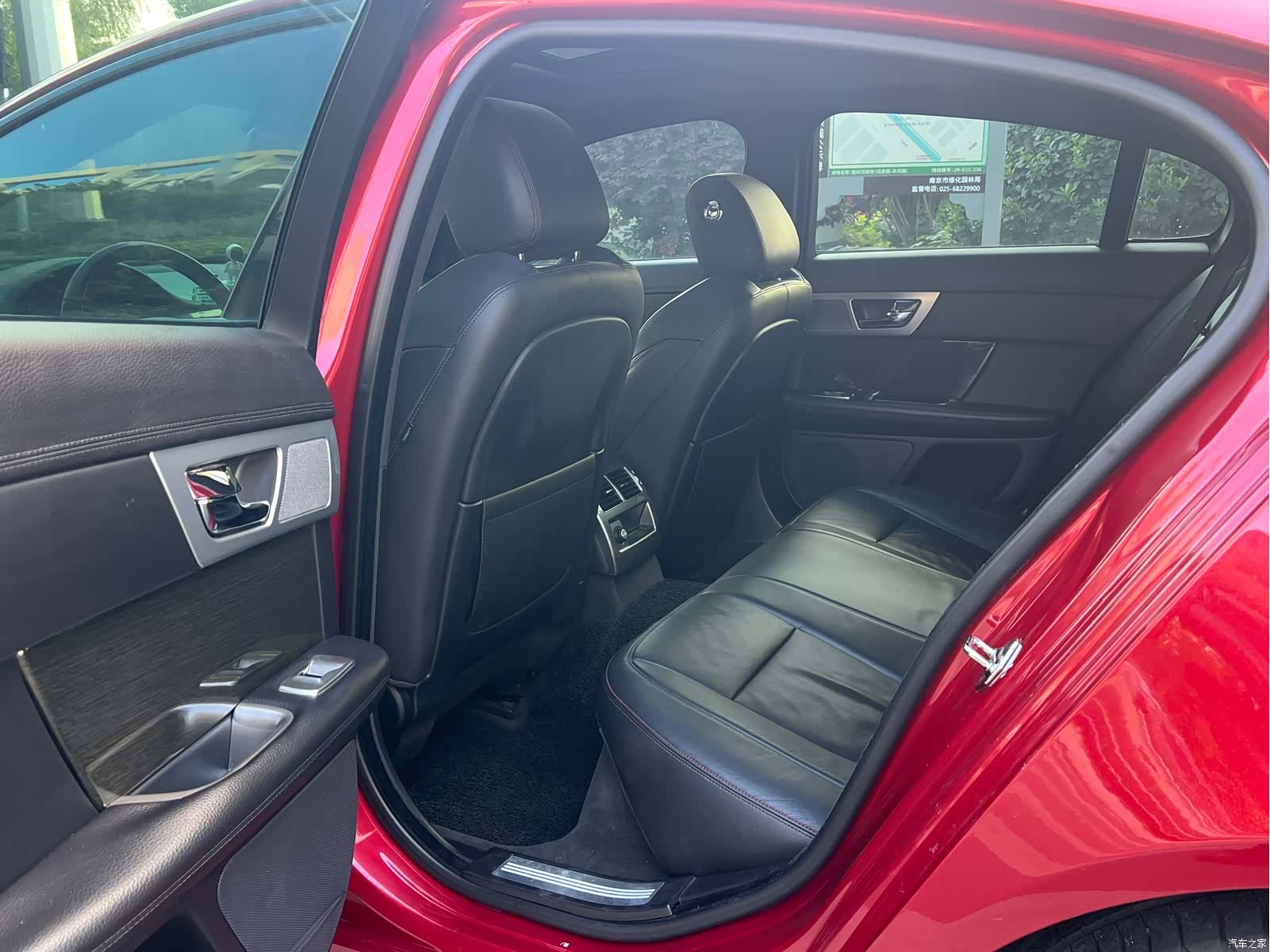 Jaguar XF, 2014 12