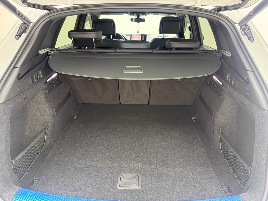 Audi Q5L 2023, фото 19