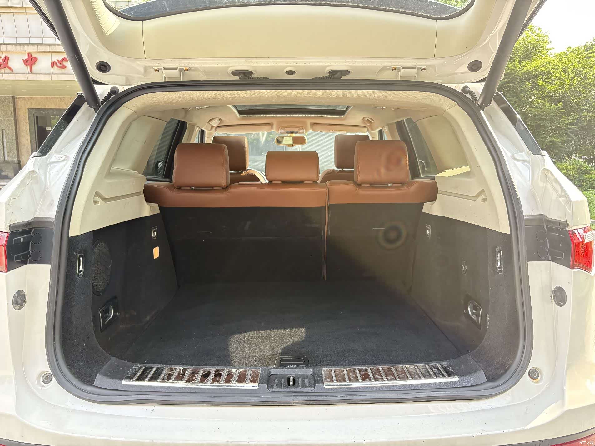 Zotye T700, 2017 10