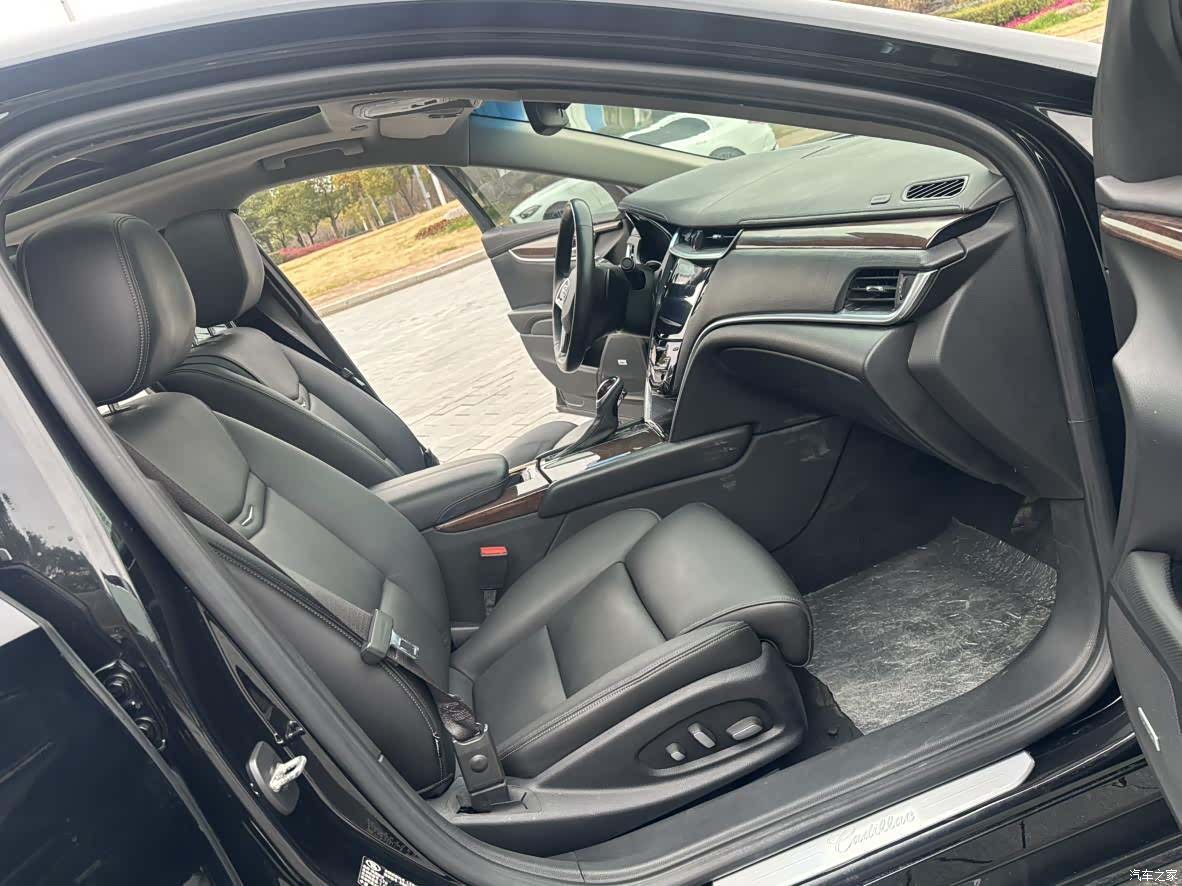 Cadillac XTS, 2014 11