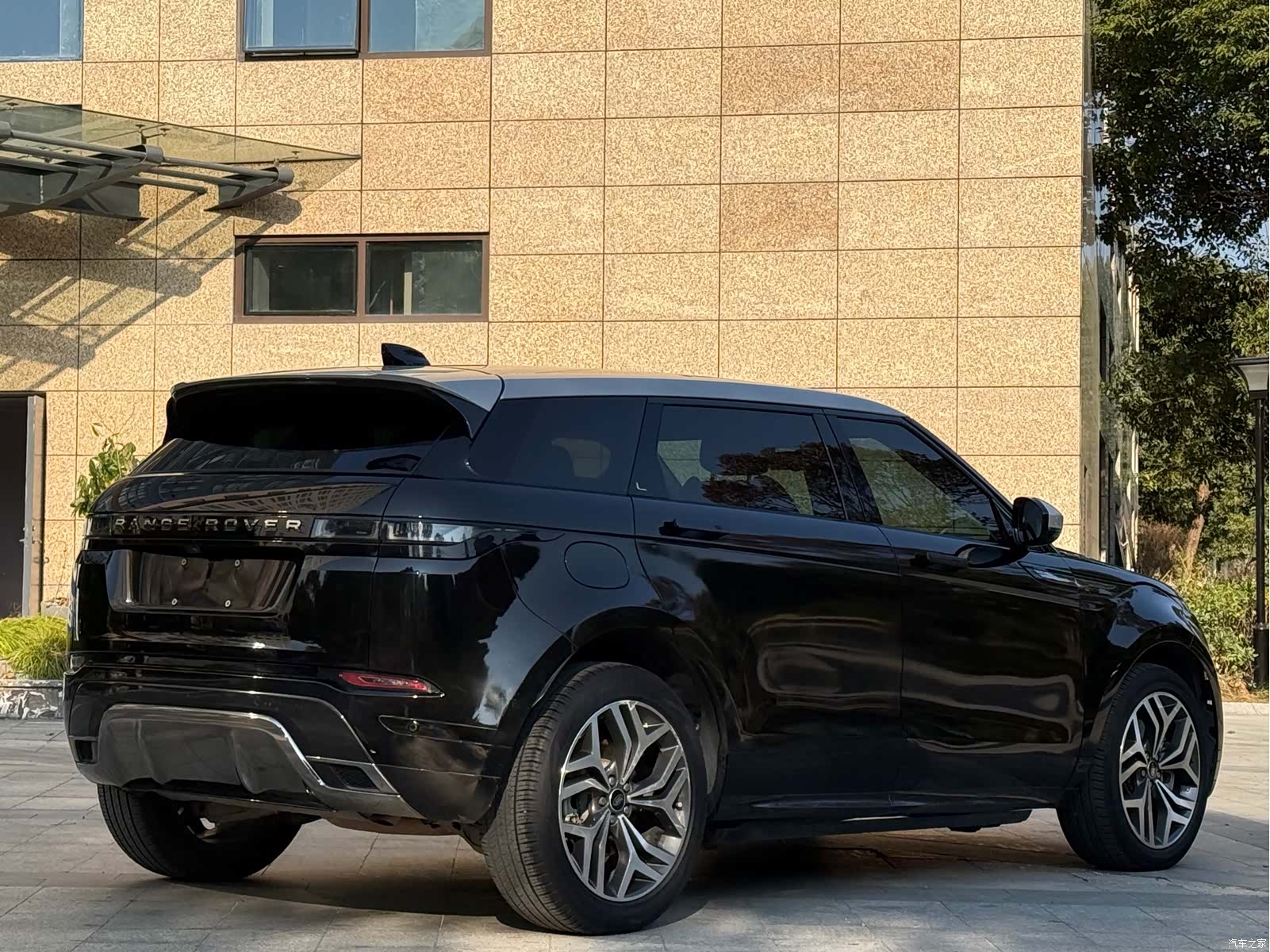 Land Rover Range Rover, 2022 14
