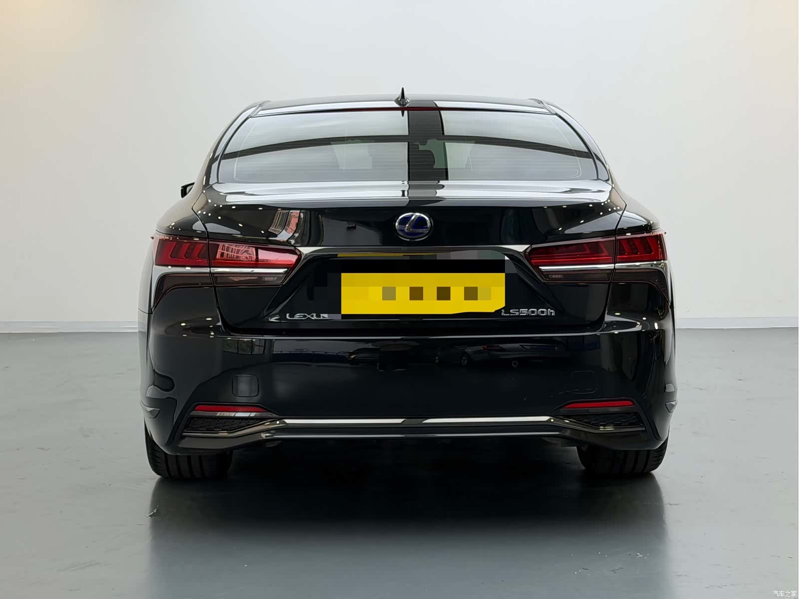 Lexus LS, 2019 все фото