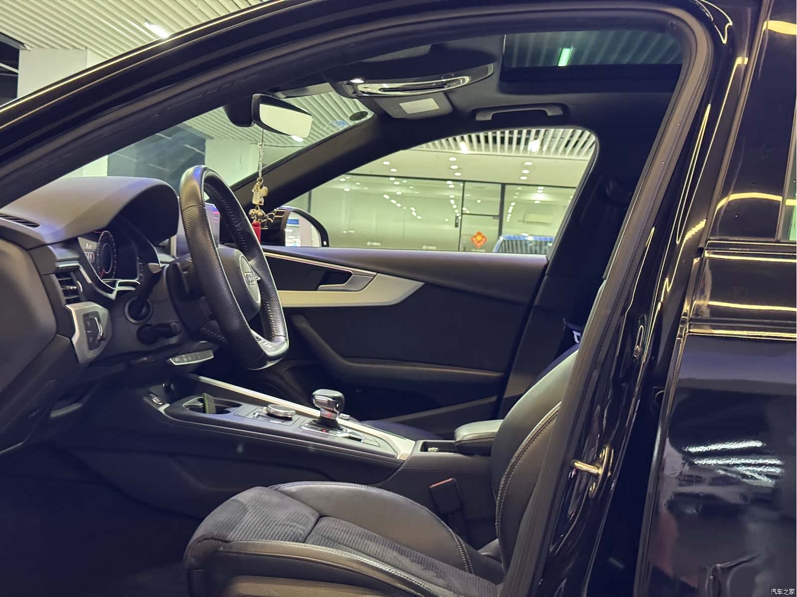 Audi A4, 2020 14