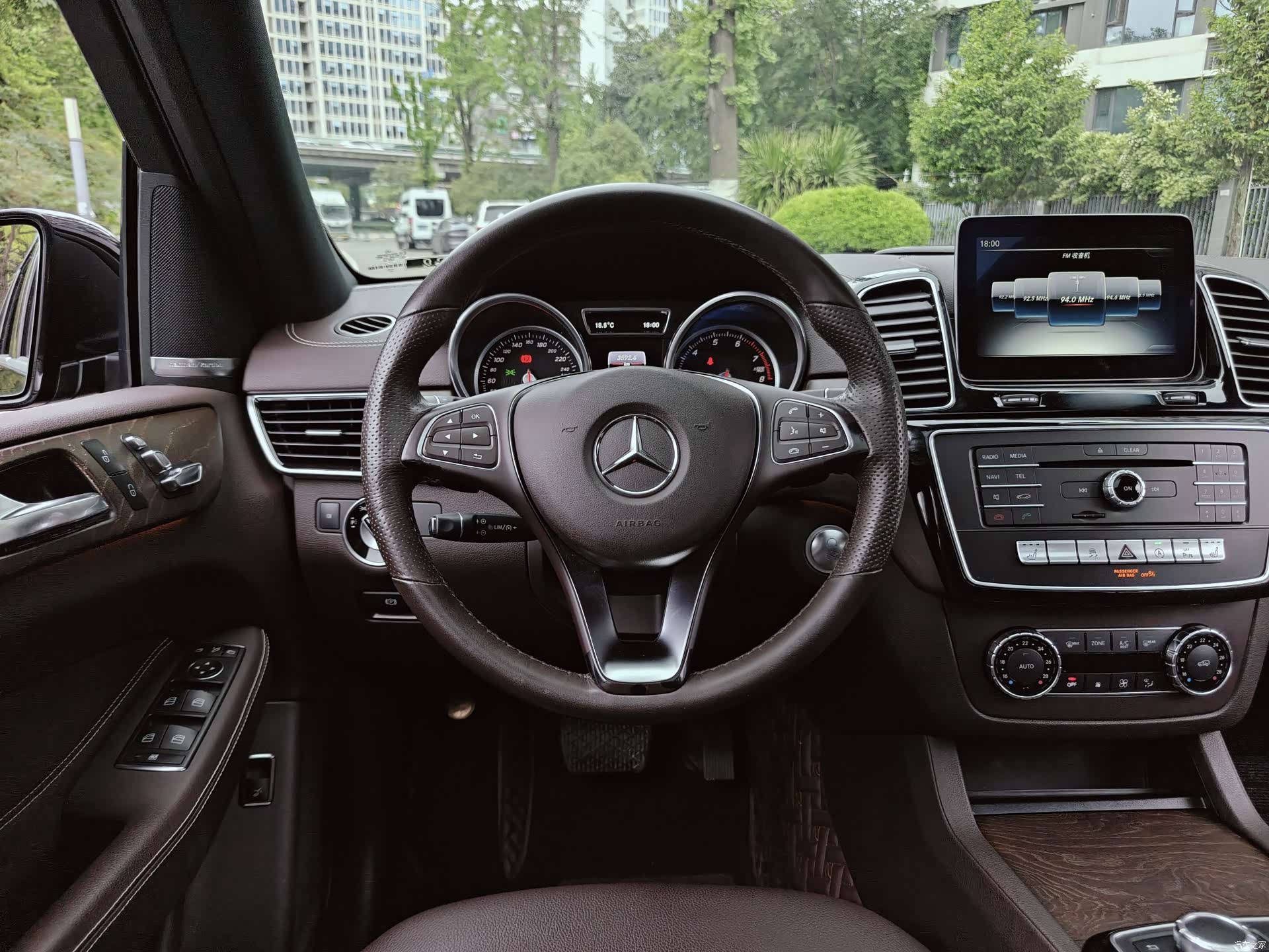 Mercedes-Benz GLE, 2018 15