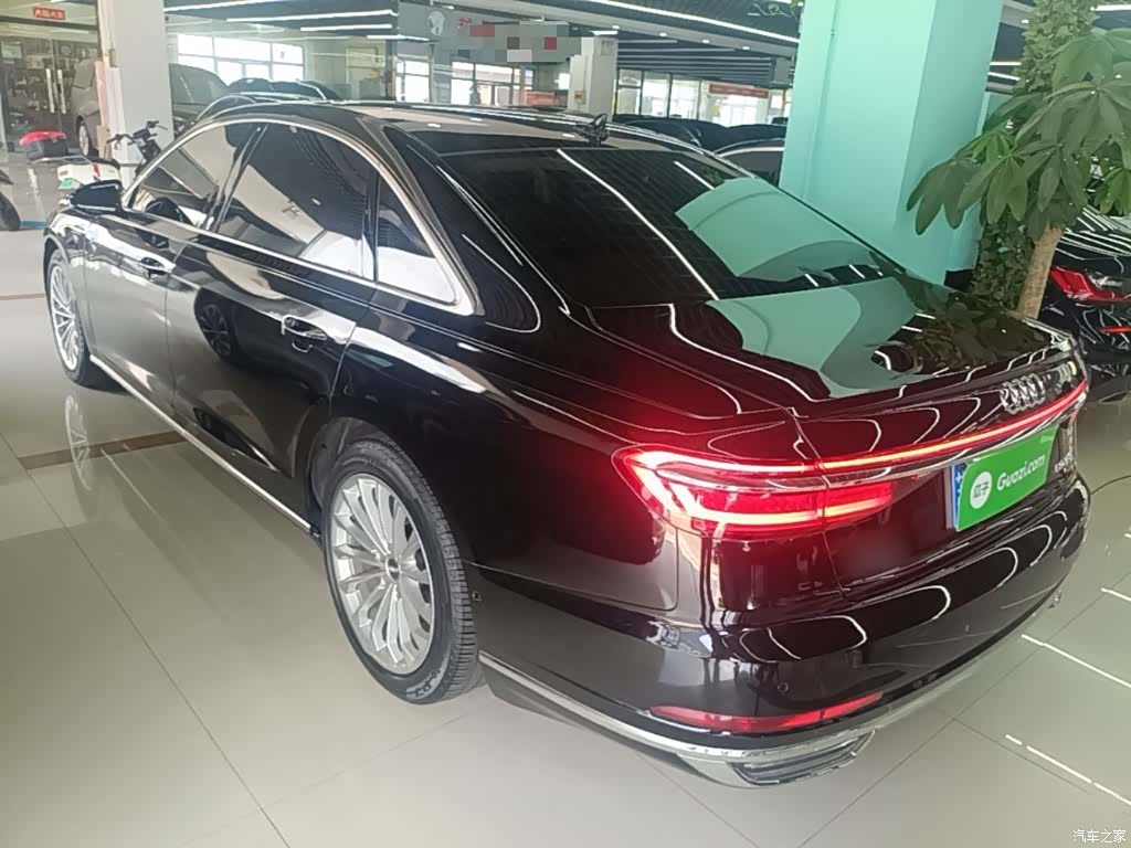 Audi A8L, 2020 все фото