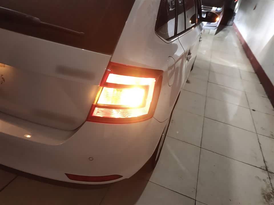 Skoda Xindong