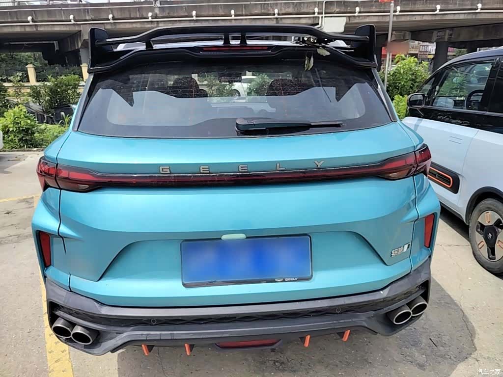 Geely Coolray, 2022 6