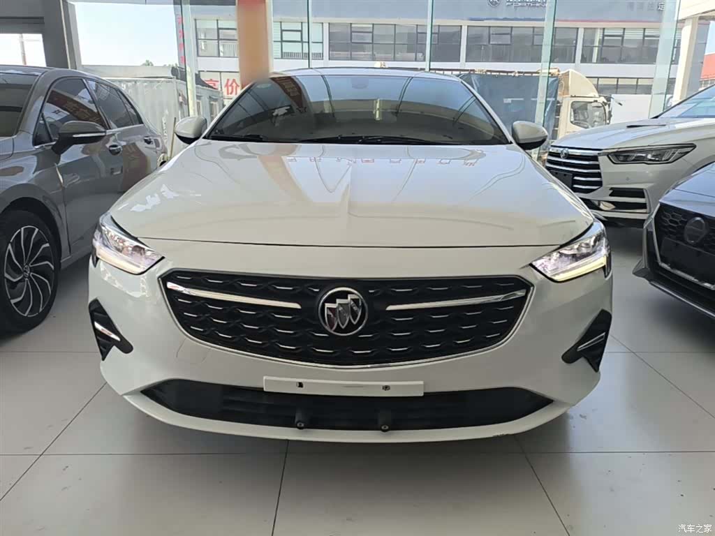 Buick Regal, 2021 3