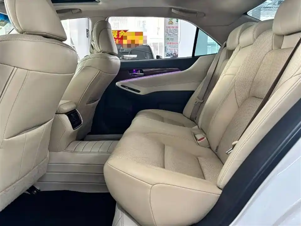Toyota crown Toyota crown