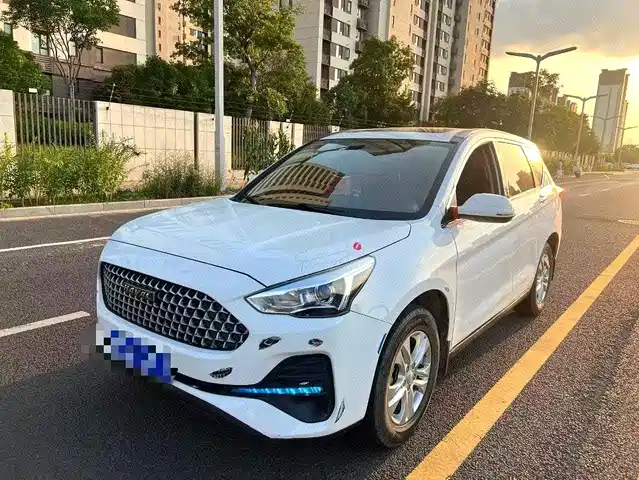 Haval Haval M6 2021 — купить из Китая под заказ