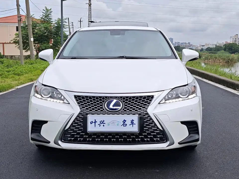 Lexus CT