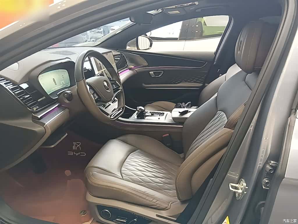 BYD Han, 2023 15