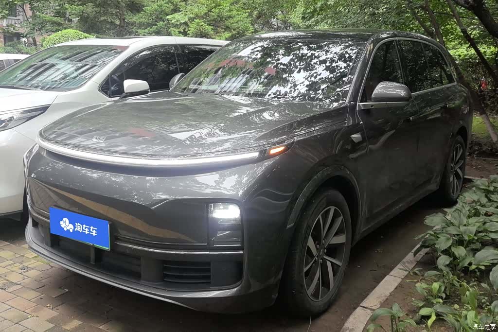 Li Auto L8, 2023 1