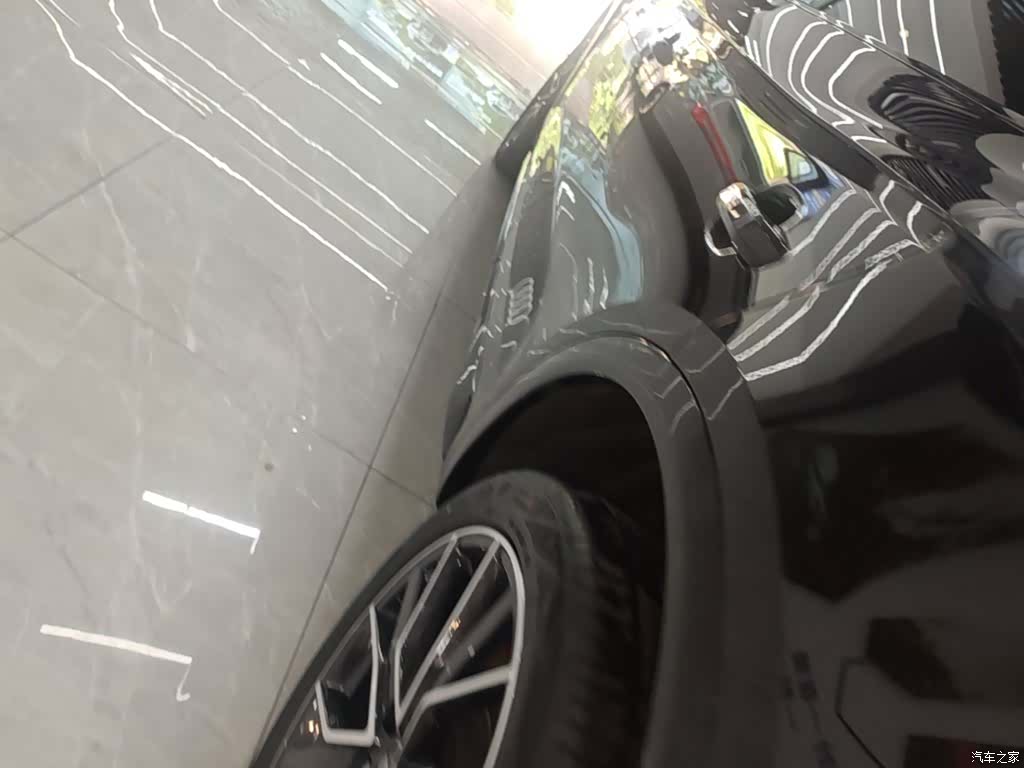 Audi Q5L, 2025 22