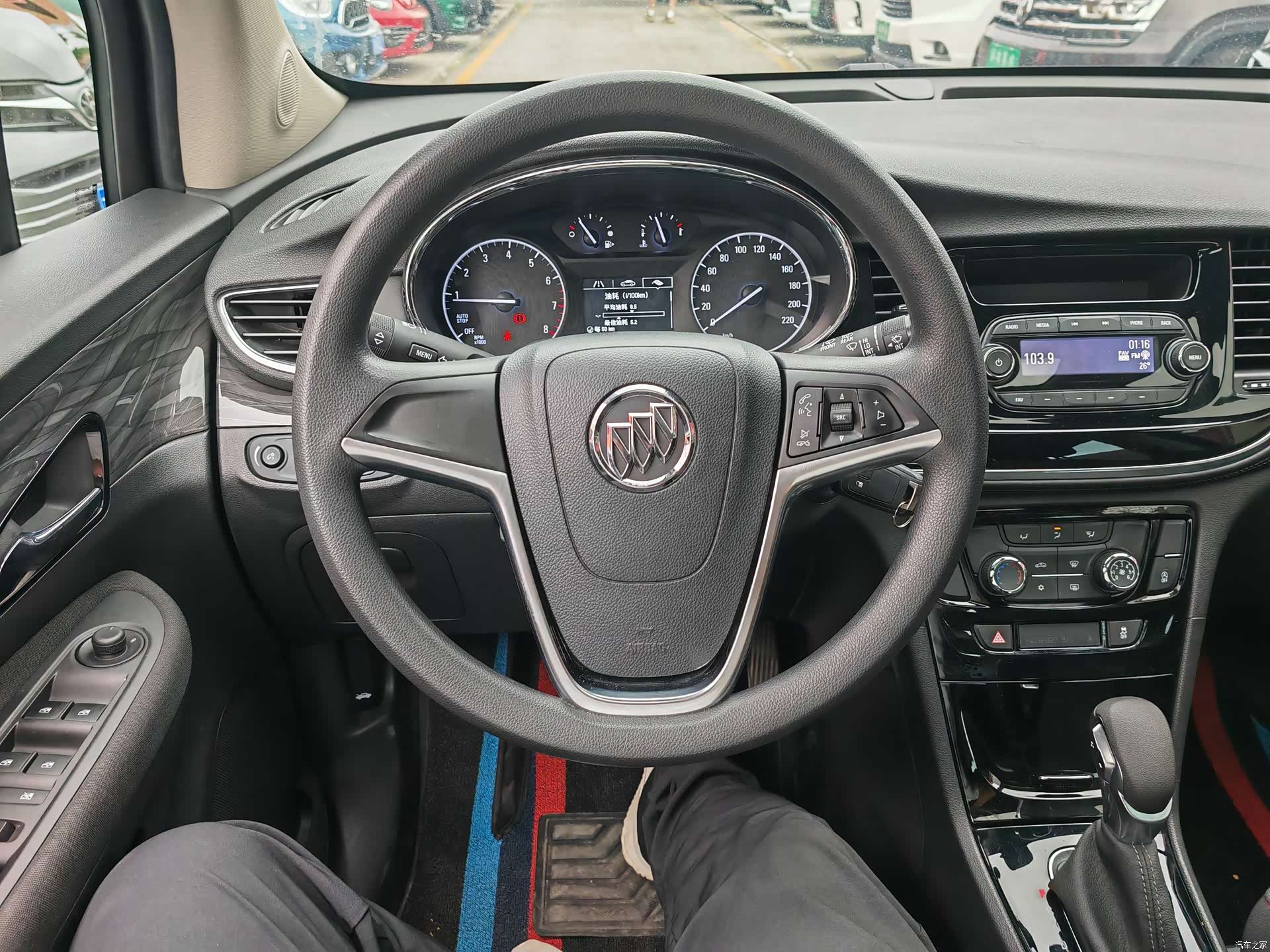 Buick Encore, 2017 все фото